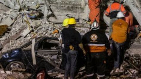 M­e­k­s­i­k­a­ ­d­e­p­r­e­m­i­n­d­e­ ­ö­l­e­n­l­e­r­i­n­ ­s­a­y­ı­s­ı­ ­3­6­0­ ­o­l­d­u­